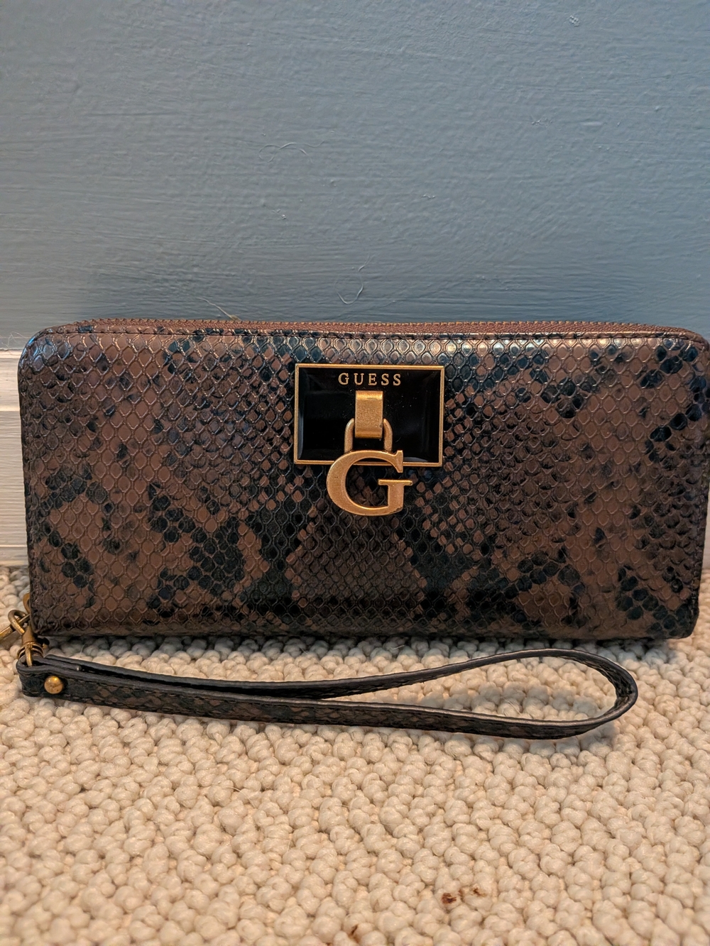 GUESS Stephi Large Zip Around Wallet